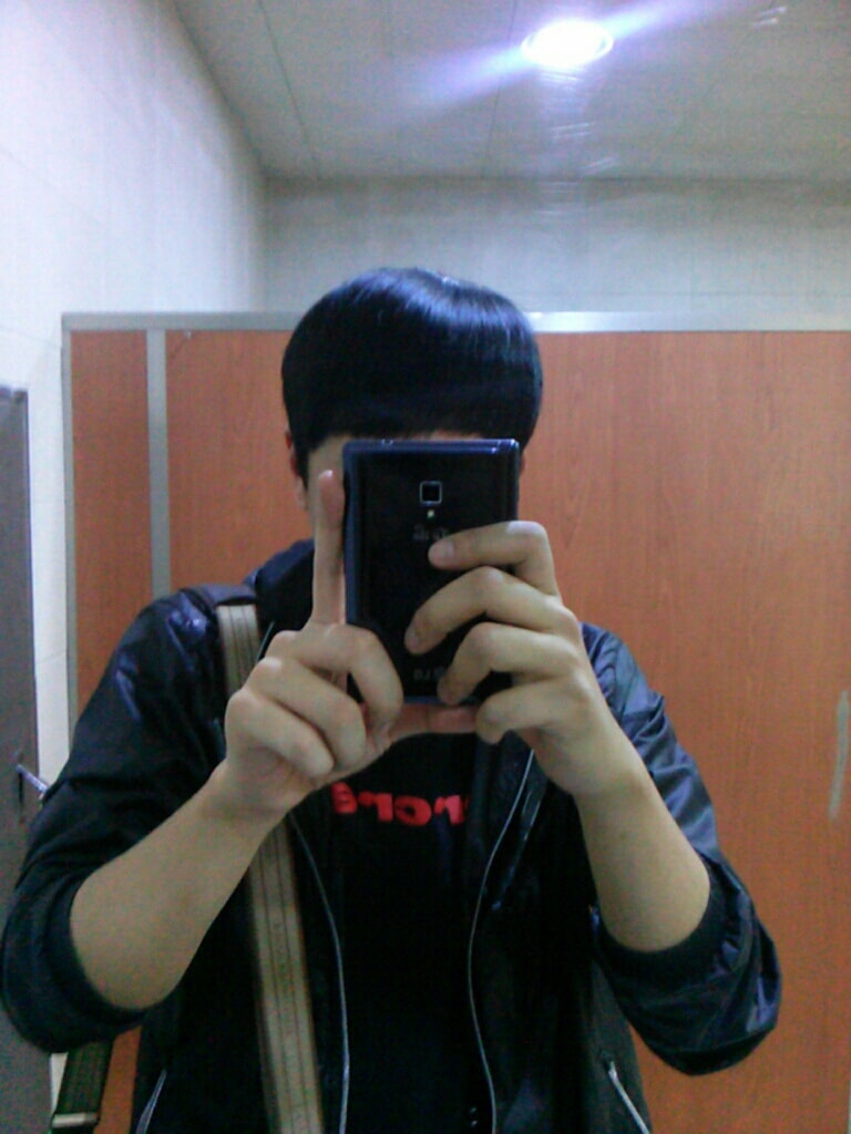 4-25 이발 직후 미용실 화장실에성~